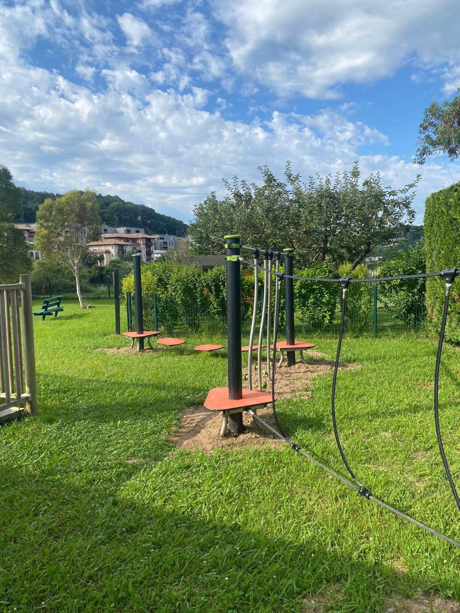 Hotel Vvf Urrugne Saint-Jean-De-Luz Cote Basque Zewnętrze zdjęcie